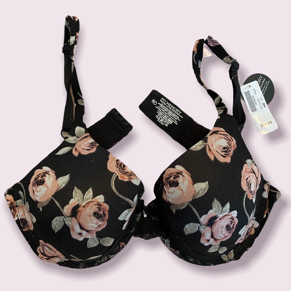 La Vie en Rose, Brandnew with Tag, Size 34D
